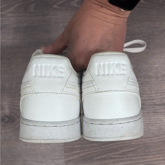 Nike Men's Court Vision Low Sneakers - Picture 4 of 6